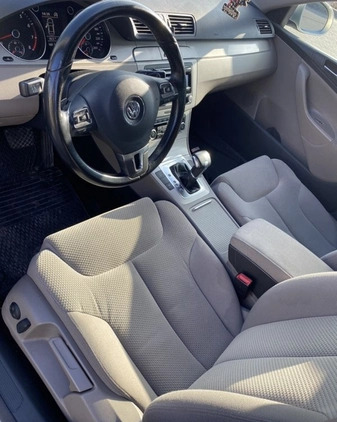Volkswagen Passat cena 22900 przebieg: 176500, rok produkcji 2010 z Kielce małe 67